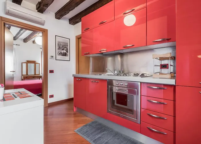 Mit Privater Terrasse By Interhome 베니스