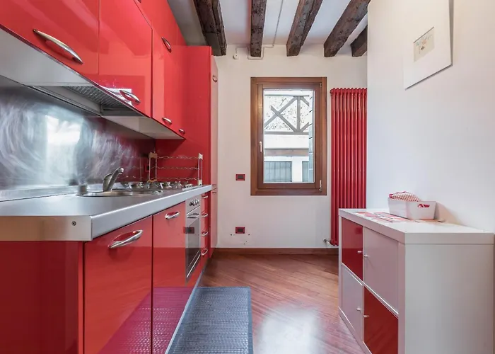 Mit Privater Terrasse By Interhome 베니스