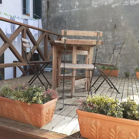 Mit Privater Terrasse By Interhome ונציה